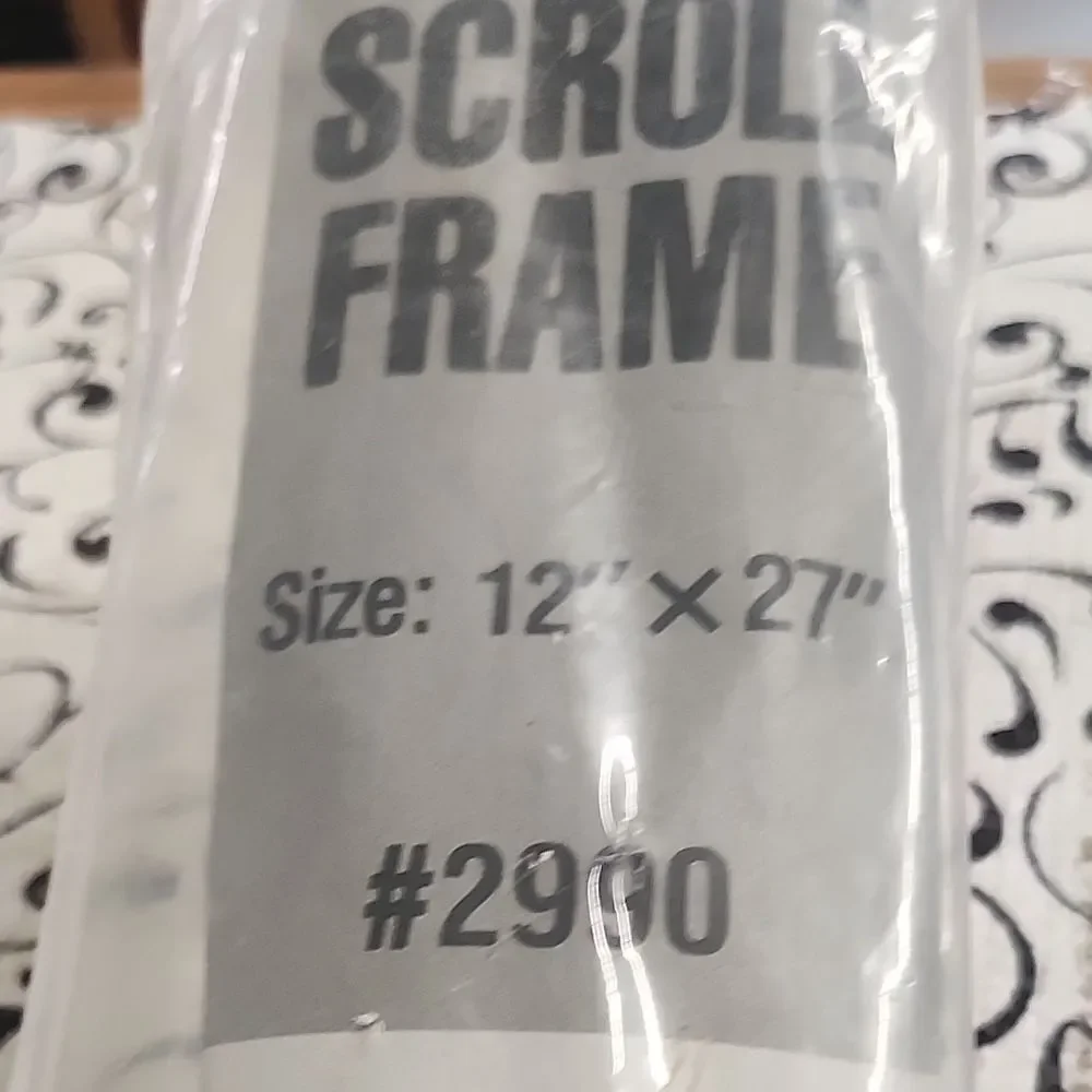 Large Scroll Frame - Picture 3 of 10